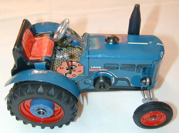 Traktor: Lanz Bulldog 4016 . Skala 1:25.